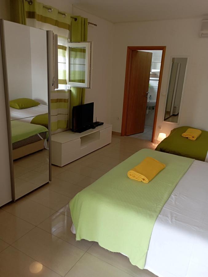 Apartmani Trubi 1 Vodice Exterior photo